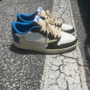 Jordan 1 Low Travis Scott Fragments